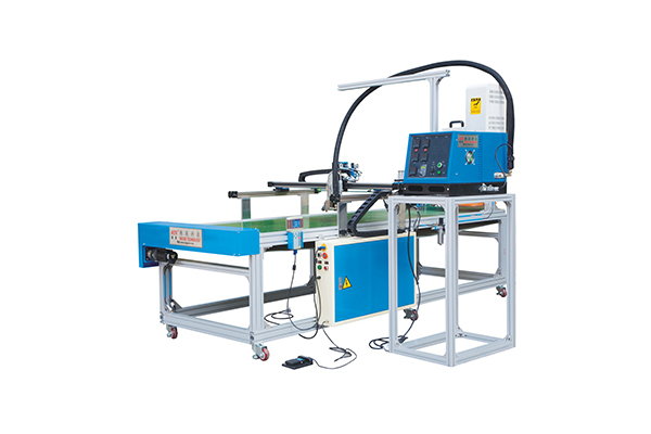 PUR膠機生產(chǎn)廠家